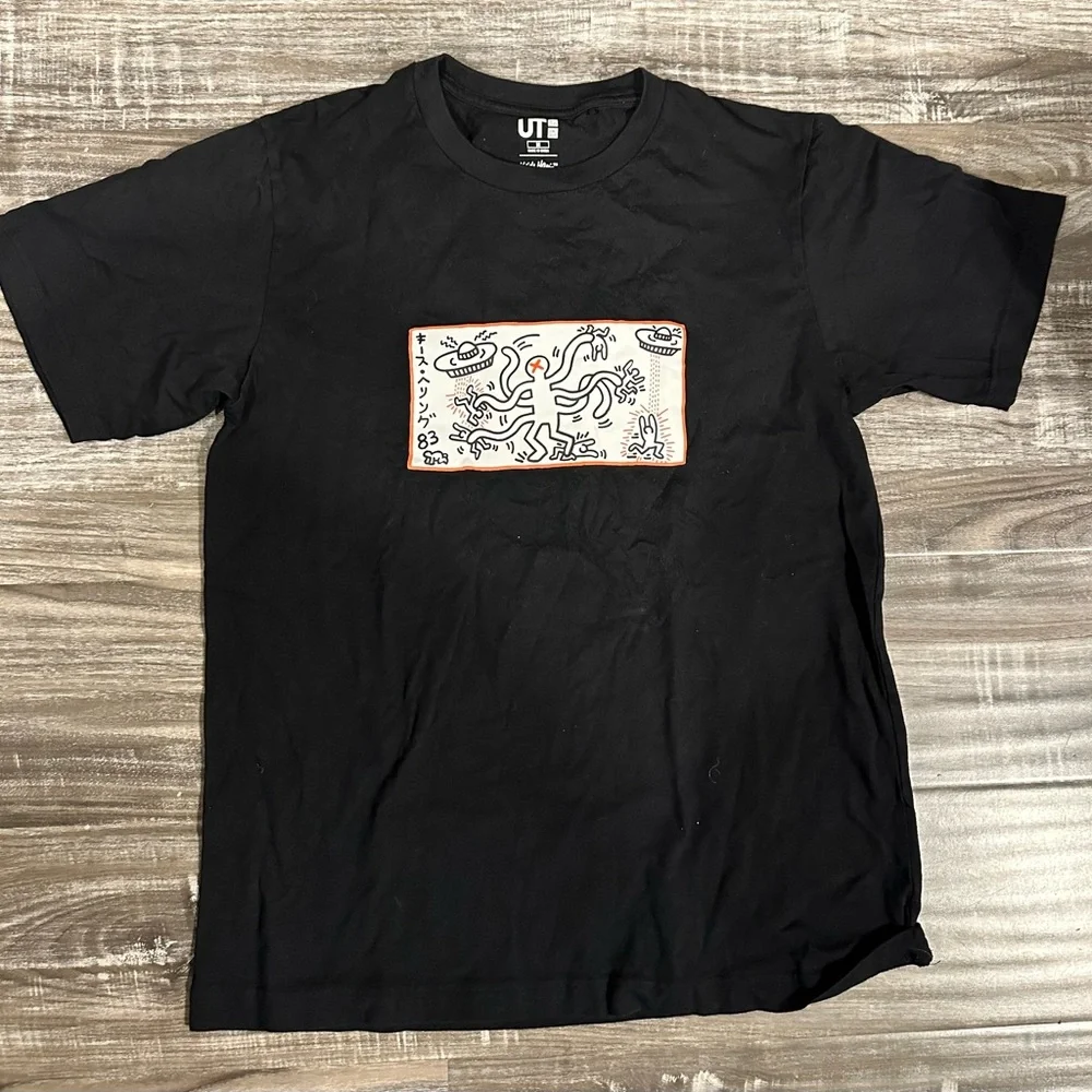 Uniqlo x Keith Haring Colab, great condition - Picture 1 of 2